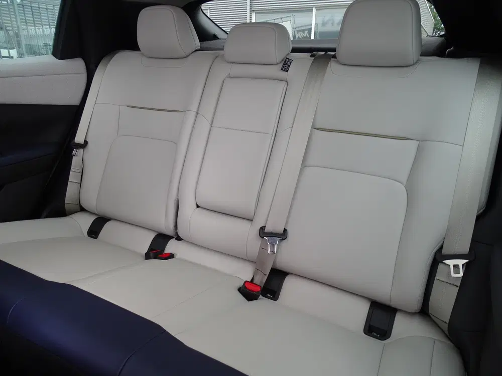Nissan Leaf Evolve 75 kWh ELEKTRISCHE VOORSTOELEN uit 2026, foto 8