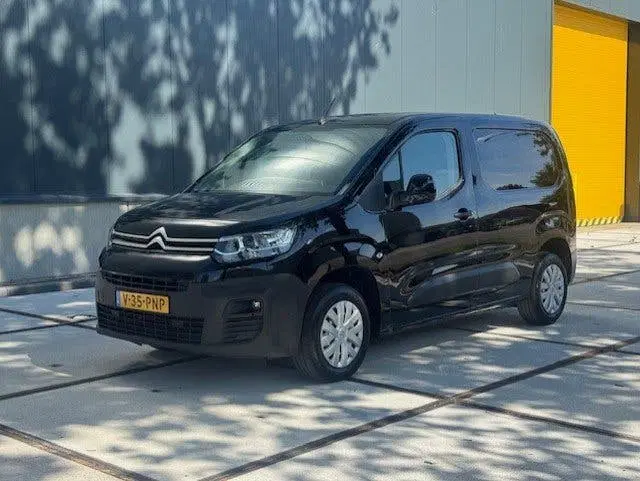 Citroën Berlingo Citroen BERLINGO 1.2 Airco Cruise BTW&BPM uit 2021, foto 2
