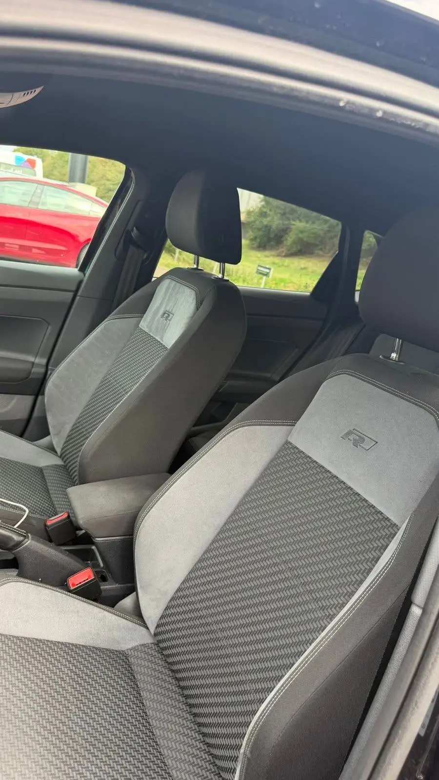 Volkswagen Polo 1.0 TSI 95pk 7-DSG 2019 Zwart R-Line pakket! uit 2019, foto 11