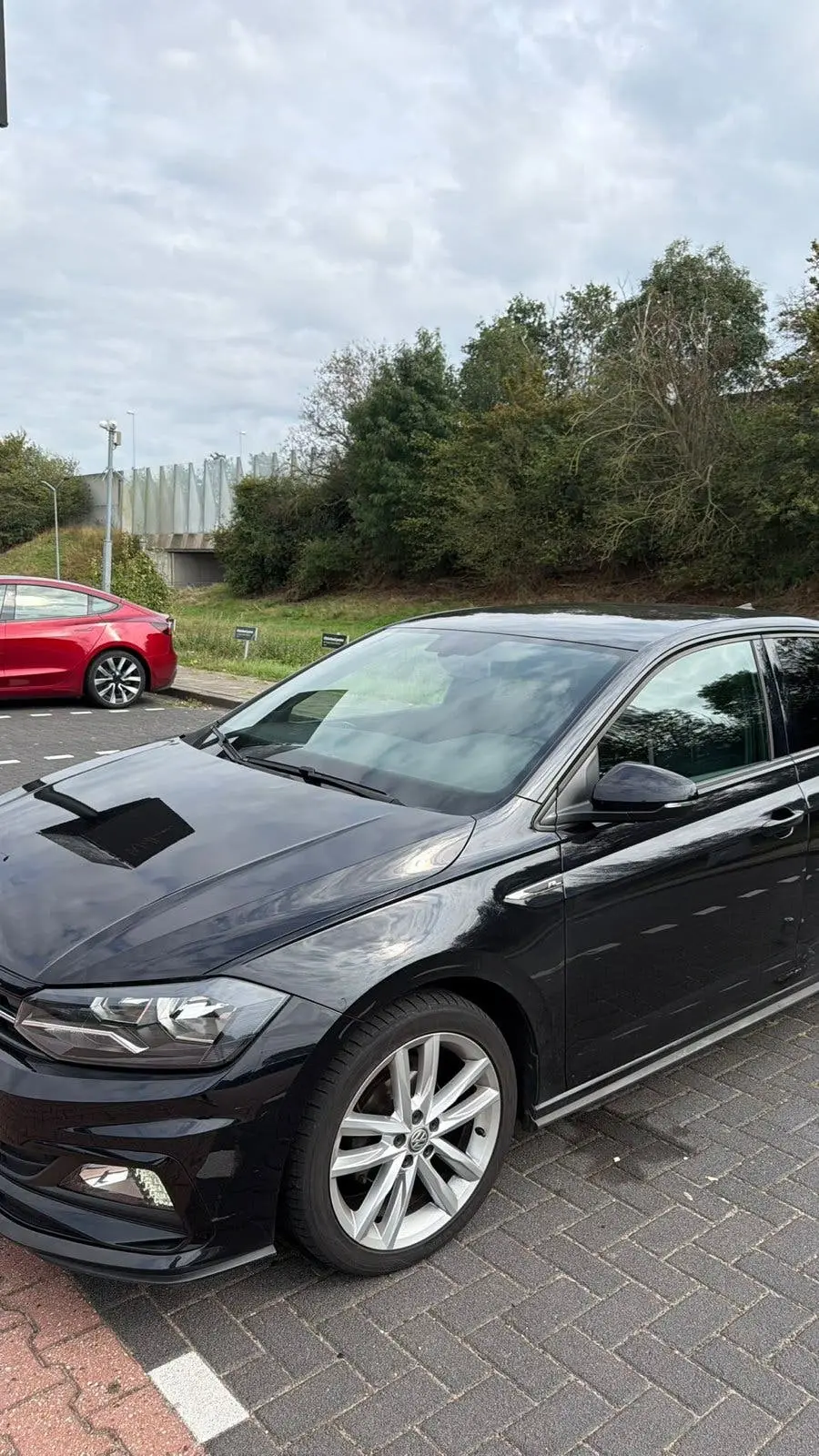 Volkswagen Polo 1.0 TSI 95pk 7-DSG 2019 Zwart R-Line pakket! uit 2019, foto 4