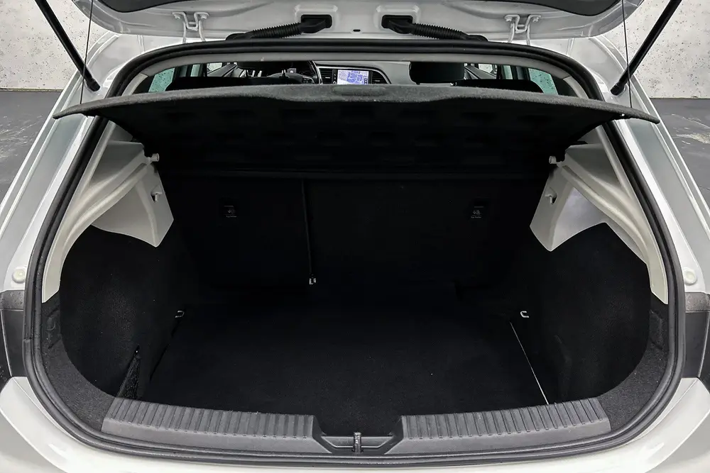 SEAT Leon 1.0 EcoTSI uit 2019, foto 16