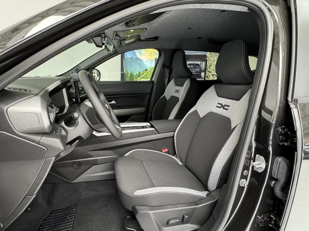 Dacia Bigster 1.8 Hybrid 155 Journey uit 2026, foto 8