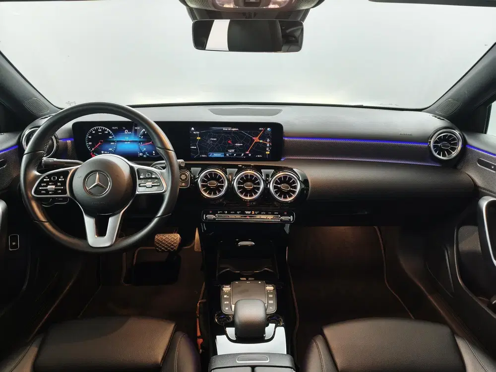 Mercedes-Benz A-Klasse 180 Business Solution Luxury uit 2021, foto 3