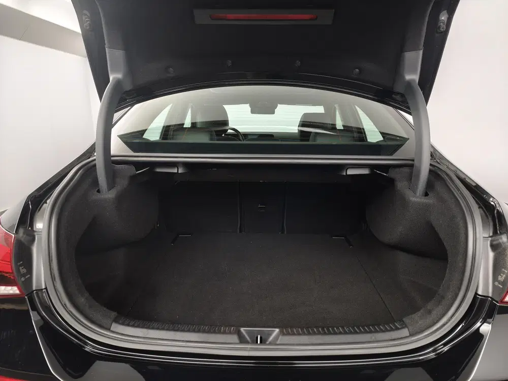 Mercedes-Benz A-Klasse 180 Business Solution Luxury uit 2021, foto 9