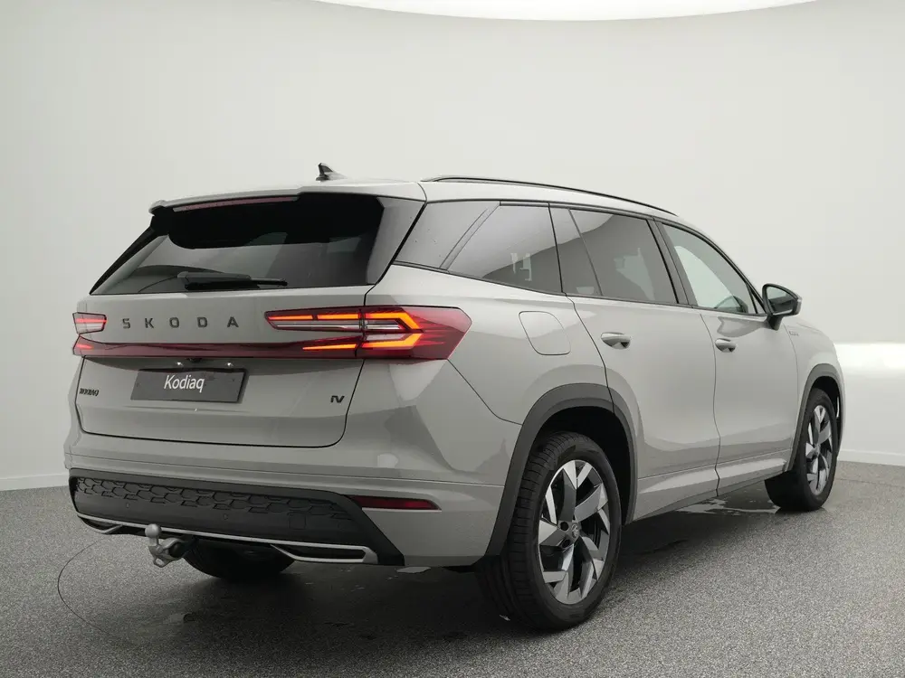 Skoda Kodiaq Sportline Business 1.5 TSI PHEV uit 2026, foto 2