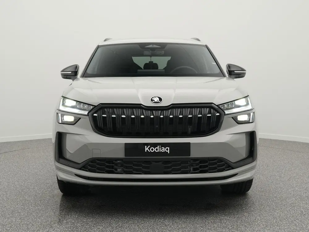 Skoda Kodiaq Sportline Business 1.5 TSI PHEV uit 2026, foto 3