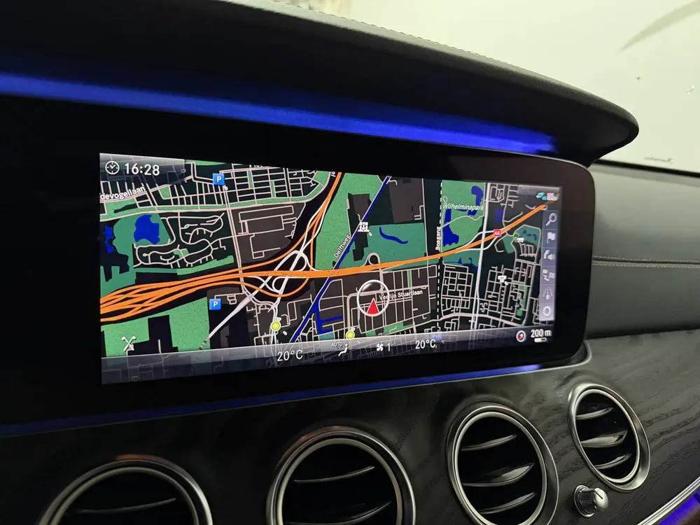 Mercedes-Benz E-Klasse 200 d Business Solution Sport uit 2019, foto 16