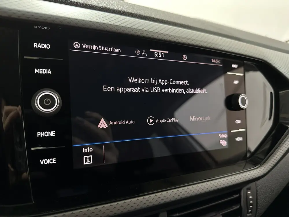 Volkswagen T-Cross 1.0 TSI Active - Carplay / PDC / Stoelver uit 2022, foto 15