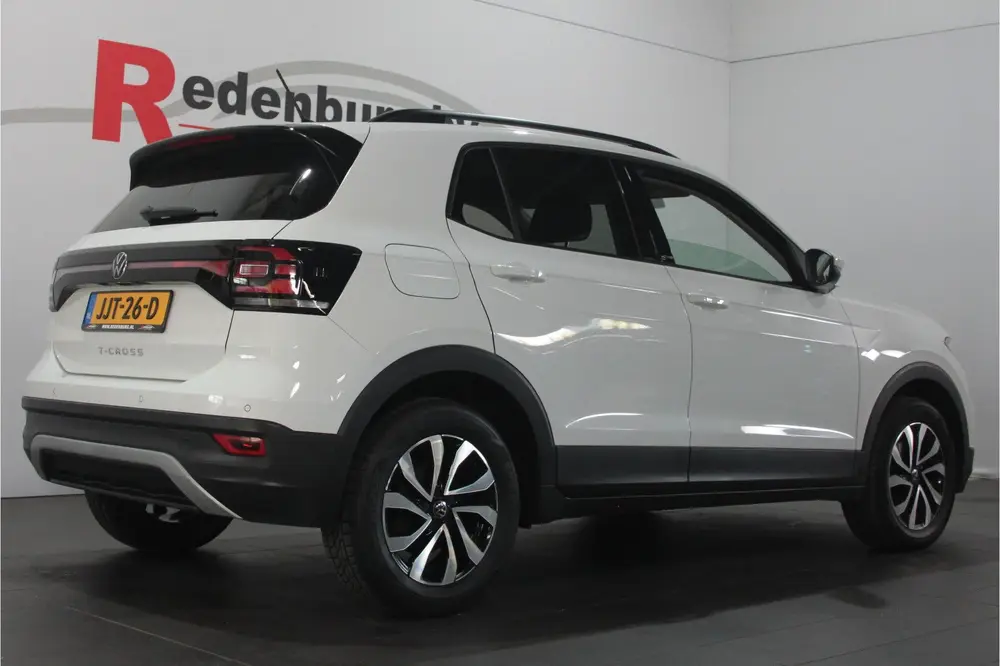 Volkswagen T-Cross 1.0 TSI Active - Carplay / PDC / Stoelver uit 2022, foto 2