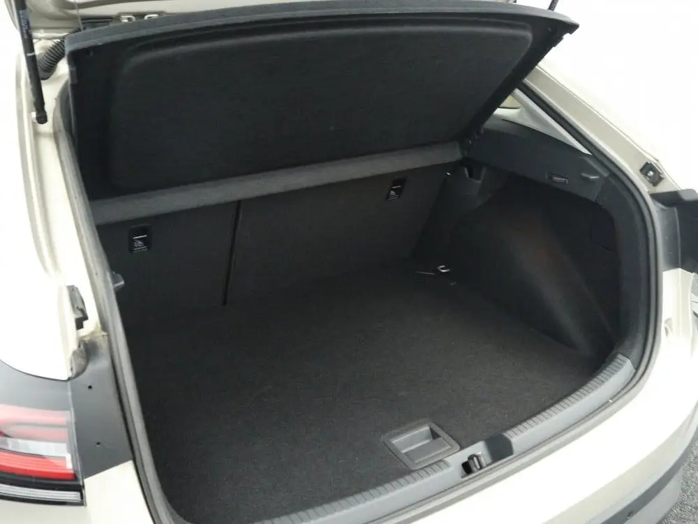 Volkswagen Taigo 1.0 TSI Life Edition | Carplay navigatie | uit 2024, foto 18