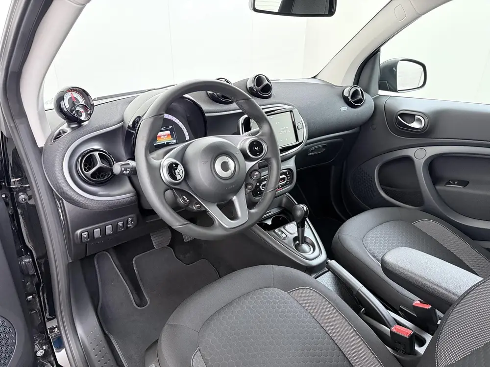 Smart forTwo cabrio EQ uit 2024, foto 2