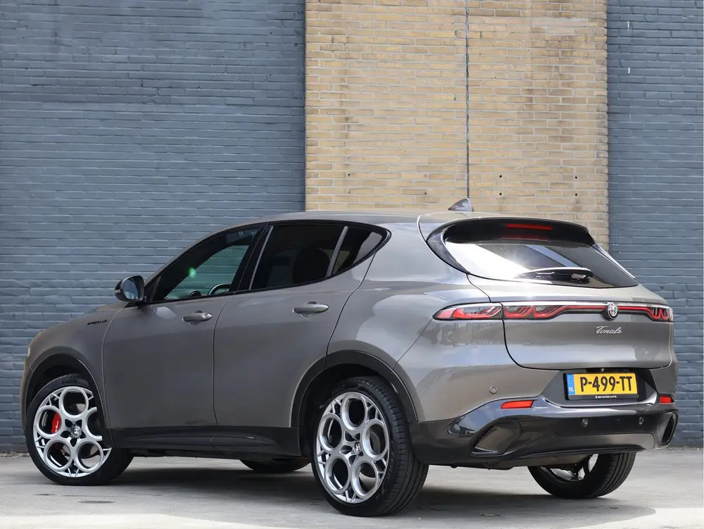 Alfa Romeo Tonale 1.5T Hybrid Edizione Speciale Leder | Auto uit 2022, foto 2