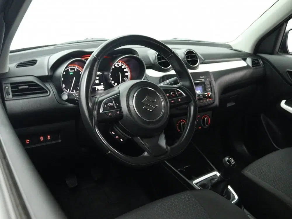 Suzuki Swift 1.2 1.2 Comfort Smart Hybrid uit 2021, foto 11