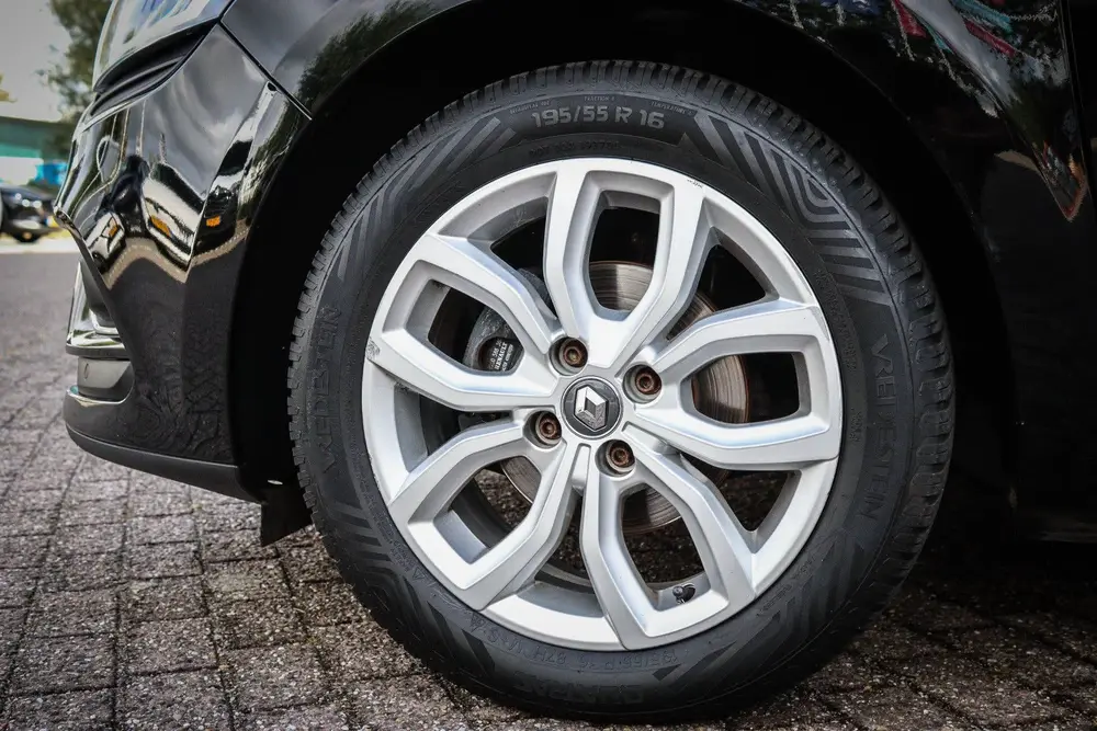 Renault Clio 0.9 TCe Intens Navi/Camera/Airco uit 2019, foto 16