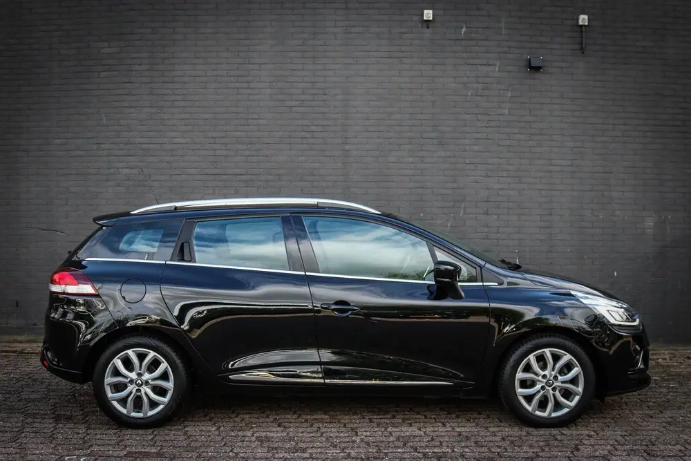 Renault Clio 0.9 TCe Intens Navi/Camera/Airco uit 2019, foto 2