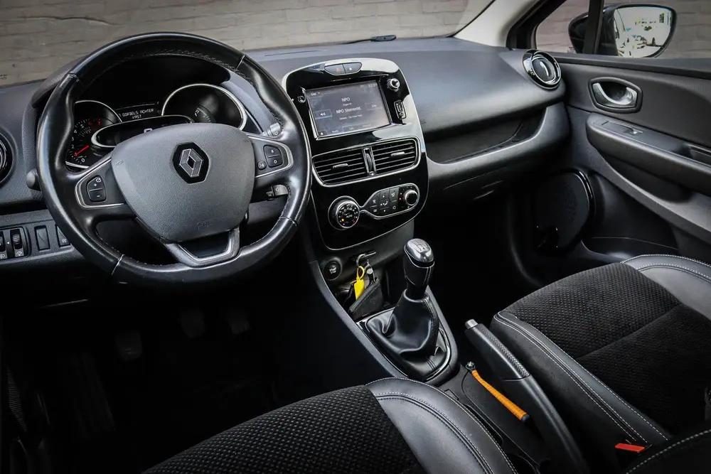 Renault Clio 0.9 TCe Intens Navi/Camera/Airco uit 2019, foto 4