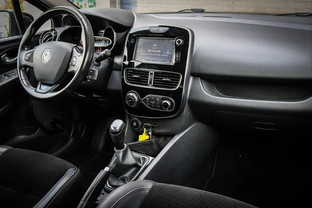 Renault Clio 0.9 TCe Intens Navi/Camera/Airco uit 2019, foto 6