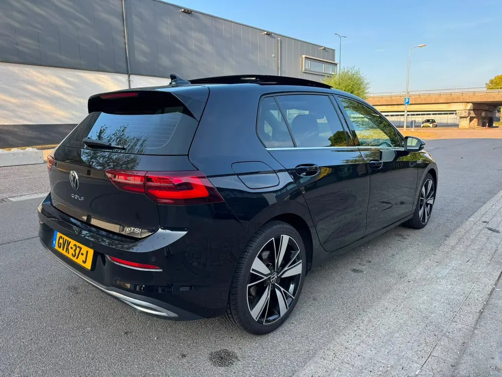Volkswagen Golf 1.5 Etsi 150pk 7-DSG 2020 Zwart uit 2020, foto 4