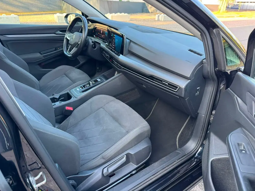 Volkswagen Golf 1.5 Etsi 150pk 7-DSG 2020 Zwart uit 2020, foto 7