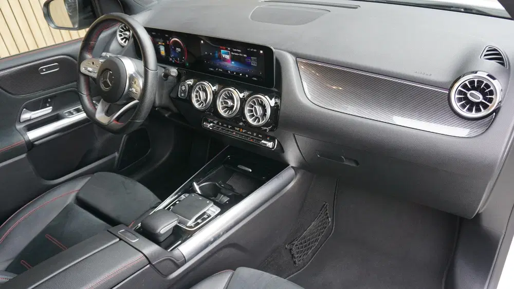 Mercedes-Benz B-Klasse 220 192pk AMG line *Night Pack* Burme uit 2021, foto 12