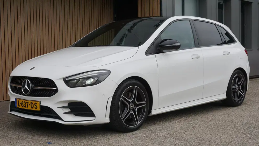 Mercedes-Benz B-Klasse 220 192pk AMG line *Night Pack* Burme uit 2021, foto 4