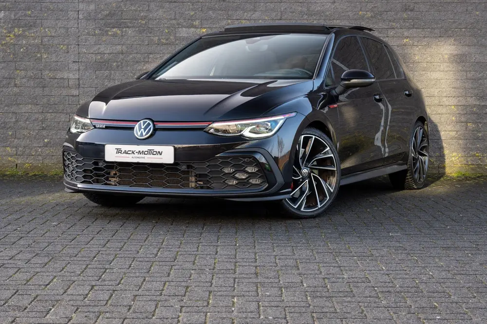 Volkswagen GOLF 2.0 TSI GTI Panoramadak uit 2020, foto 2