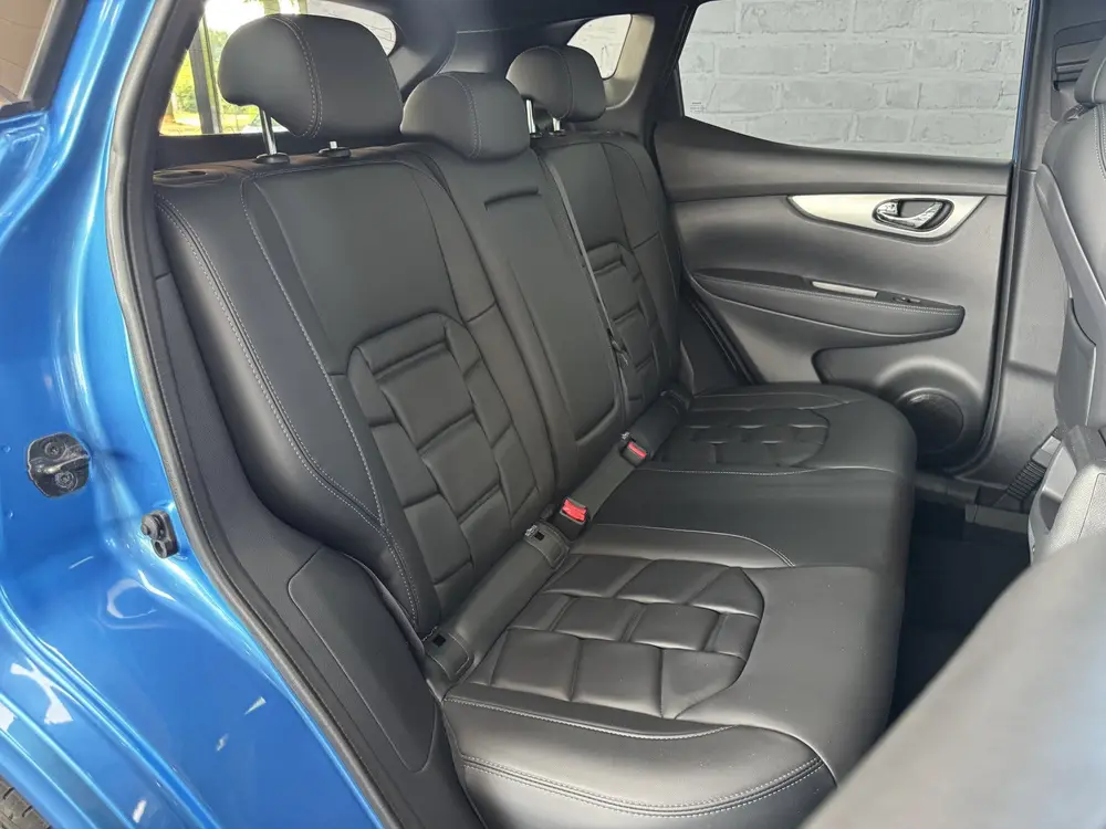Nissan Qashqai 1.3 DIG-T Tekna BOSE Pano 360camera Elekt Sto uit 2019, foto 14