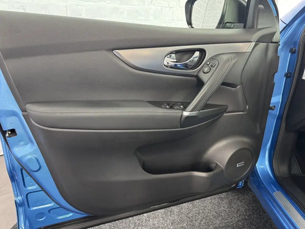 Nissan Qashqai 1.3 DIG-T Tekna BOSE Pano 360camera Elekt Sto uit 2019, foto 17