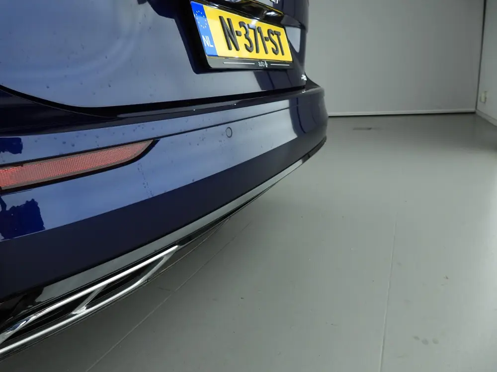 Volkswagen Golf Variant 1.5 eTSI R-Line | Harman/Kardon | Ca uit 2022, foto 20
