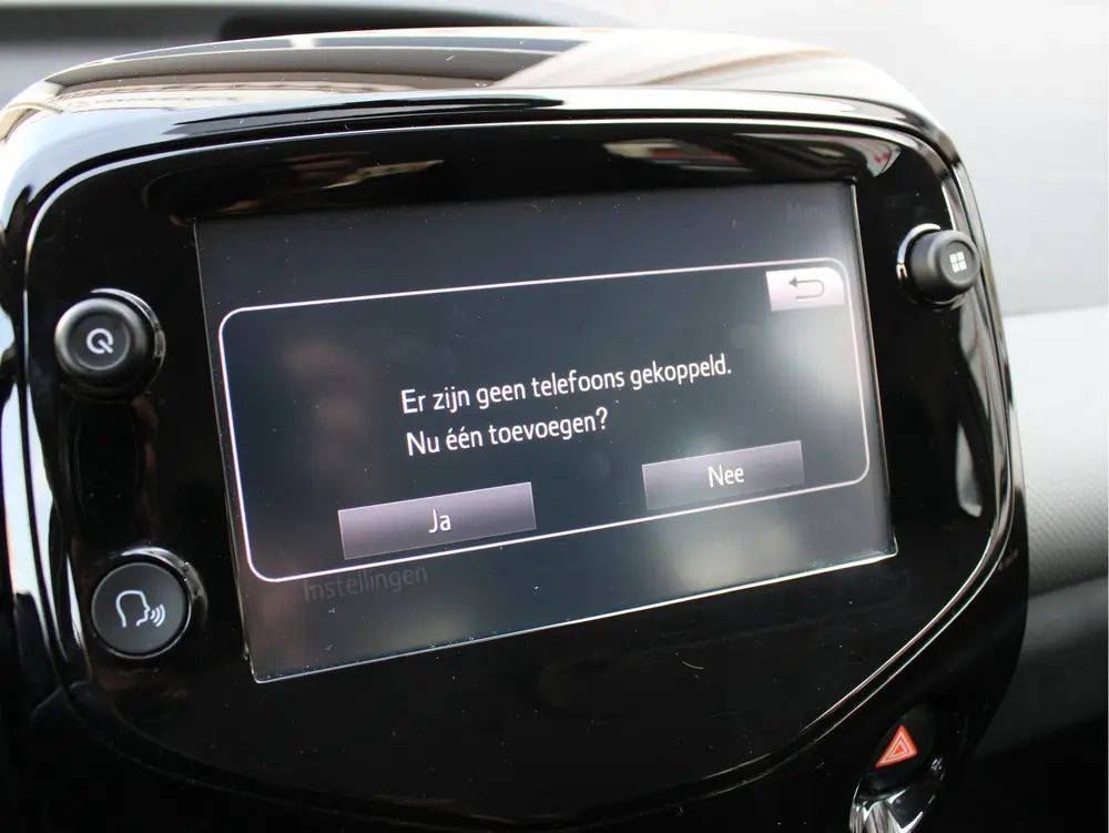 Peugeot 108 1.0 e-VTi Allure Automaat uit 2019, foto 14