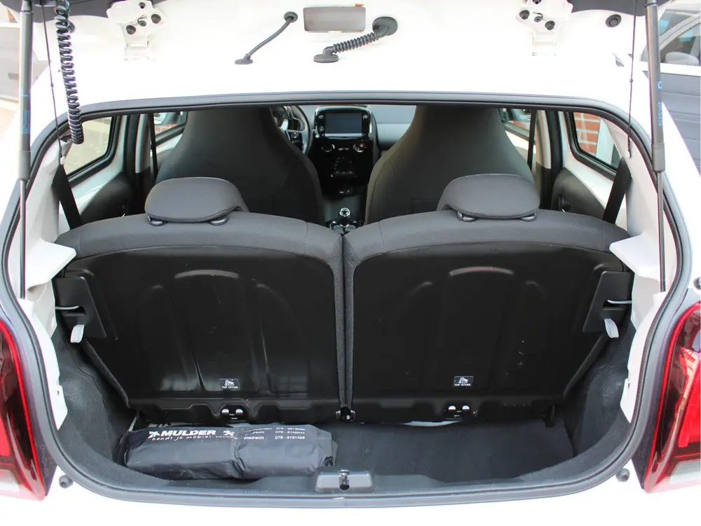 Peugeot 108 1.0 e-VTi Allure Automaat uit 2019, foto 20