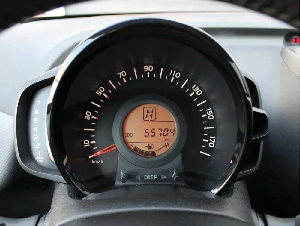 Peugeot 108 1.0 e-VTi Allure Automaat uit 2019, foto 7