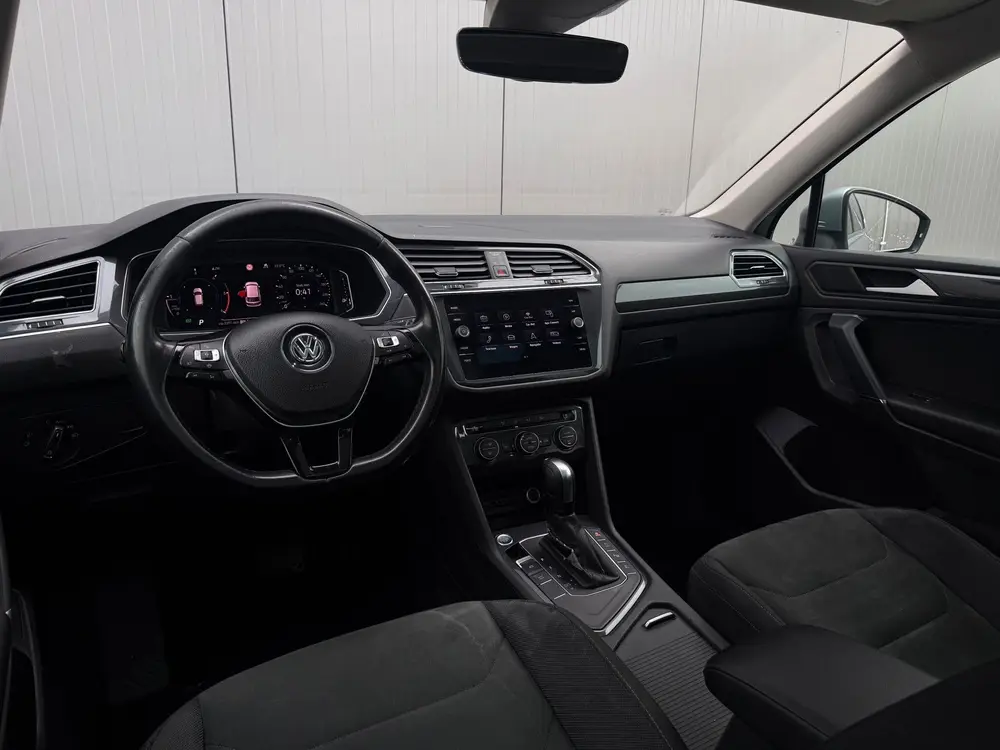 Volkswagen Tiguan Allspace 2.0 TDI R-Line 7p. PANO 360 Xenon uit 2020, foto 11