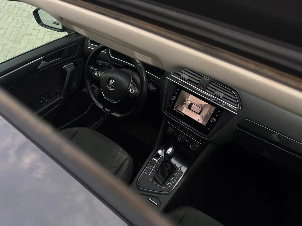 Volkswagen Tiguan Allspace 2.0 TDI R-Line 7p. PANO 360 Xenon uit 2020, foto 15