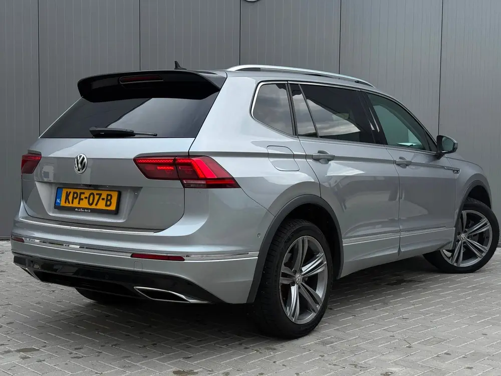 Volkswagen Tiguan Allspace 2.0 TDI R-Line 7p. PANO 360 Xenon uit 2020, foto 6