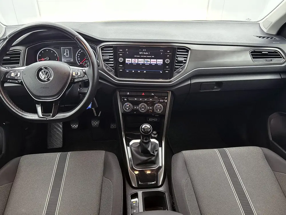 Volkswagen T-Roc 1.5 TSI Style | ACHTERUITRIJCAMERA | TREKHA uit 2019, foto 20