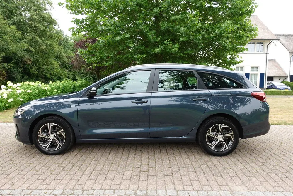Hyundai i30 1.0 T-GDi MHEV Comfort uit 2024, foto 11