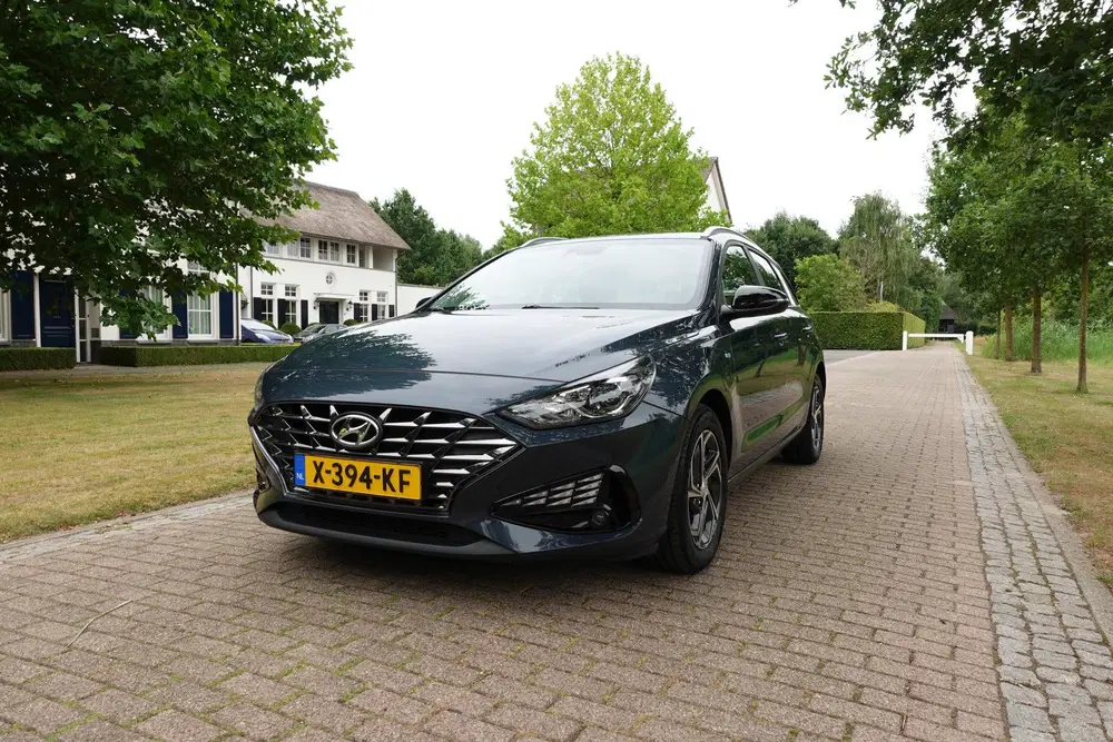 Hyundai i30 1.0 T-GDi MHEV Comfort uit 2024, foto 2