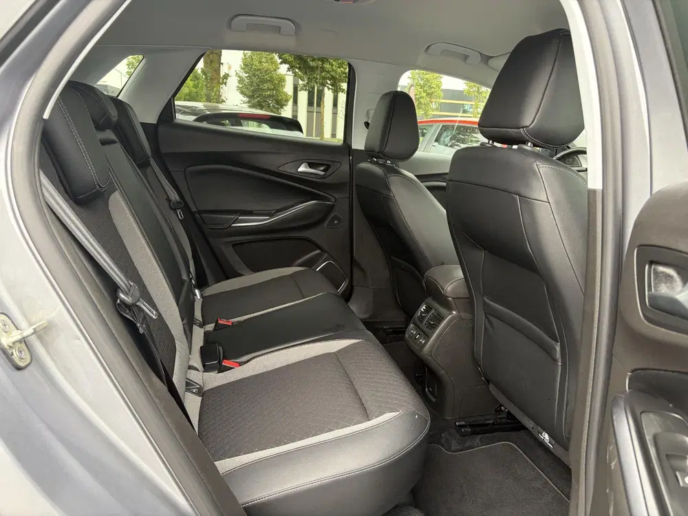 Opel Grandland X 1.2 Turbo Ultimate D-riem vv in 12-2024 uit 2019, foto 10