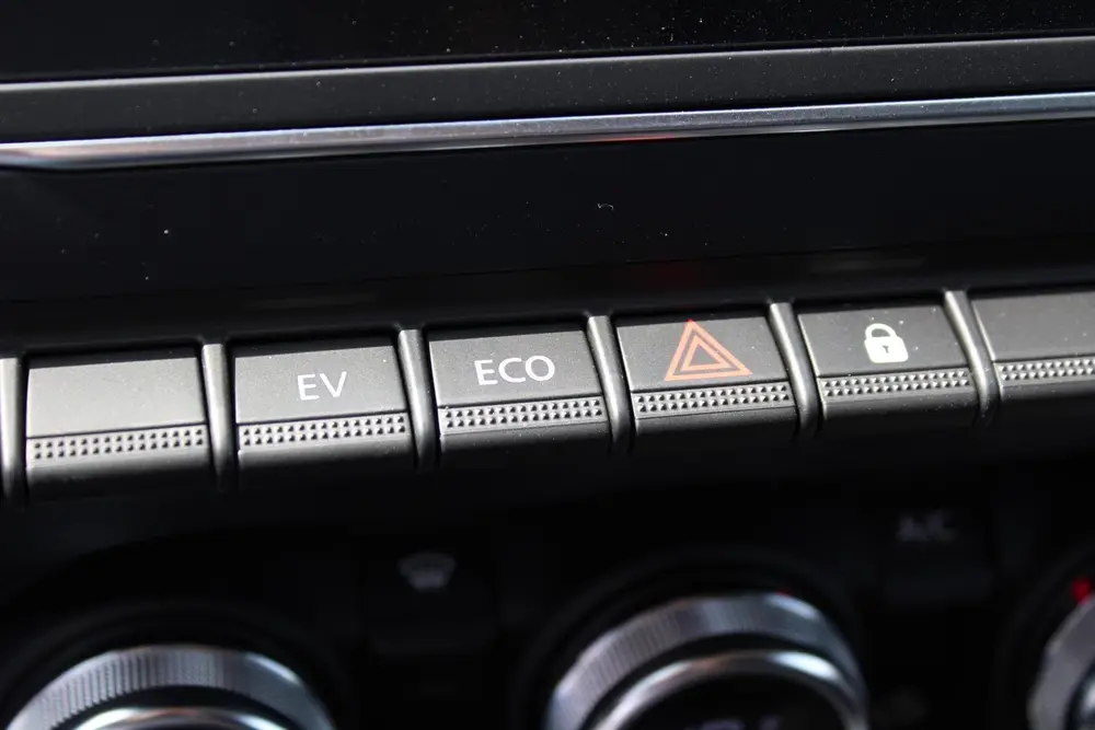 Mitsubishi Colt 1.6 HEV Intense uit 2026, foto 5