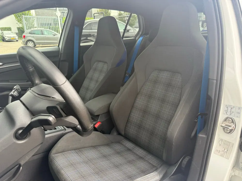 Volkswagen Golf GTE 1.4 245pk DSG Camera Carplay Adaptief uit 2020, foto 16