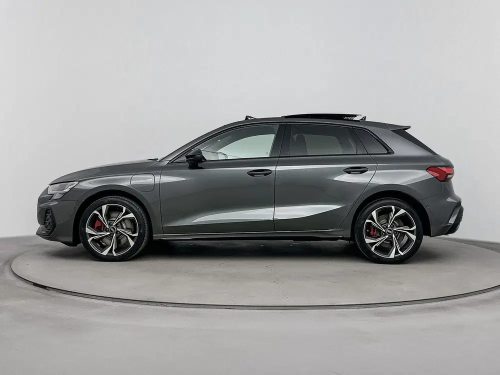 Audi A3 45 TFSI e S Edition Competition 272PK uit 2026, foto 2