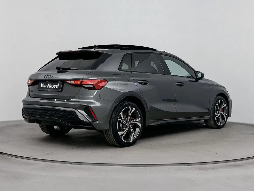 Audi A3 45 TFSI e S Edition Competition 272PK uit 2026, foto 4