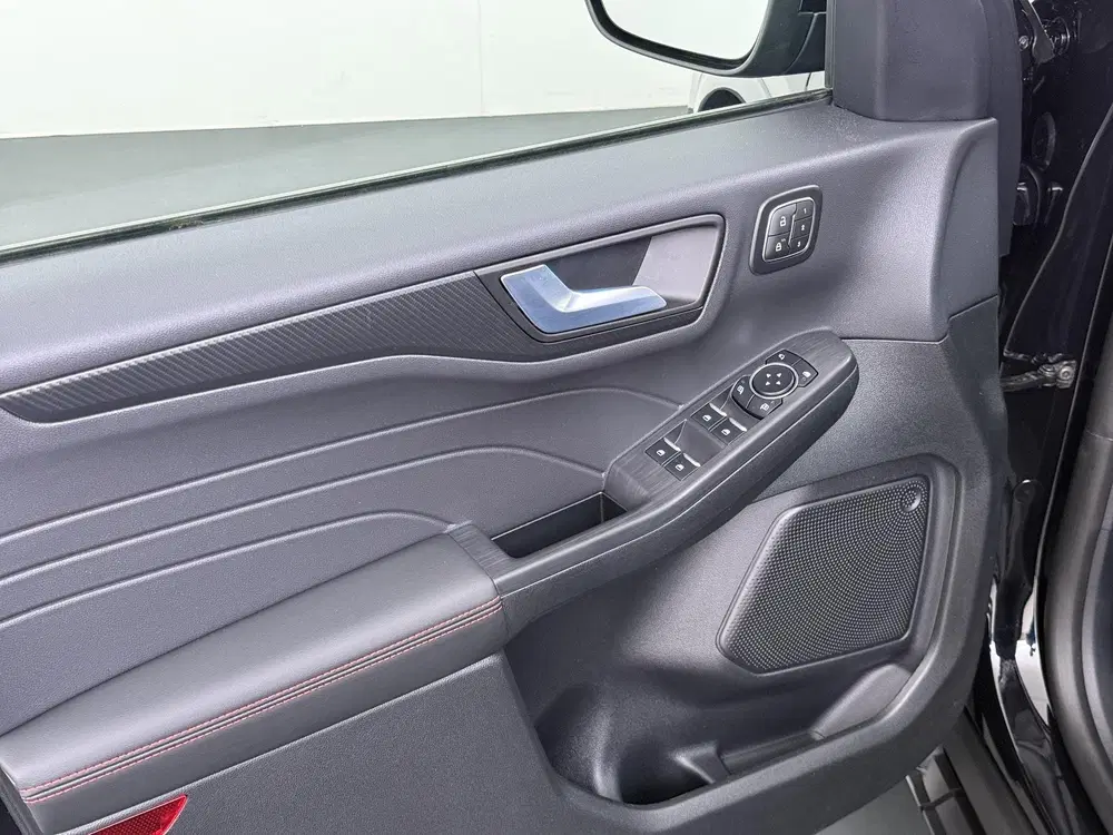 Ford Kuga 2.5 PHEV ST-Line X NIEUWE AUTO uit 2026, foto 16