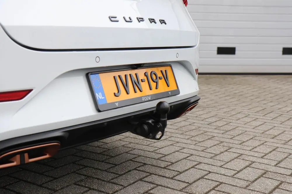 Cupra Leon 1.4 e-Hybrid 245pk VZ uit 2023, foto 12