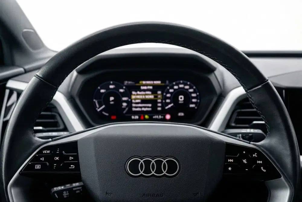 Audi Q4 e-tron 40 e-tron 204 PK l Adaptive Cruise (bj 202 uit 2023, foto 13