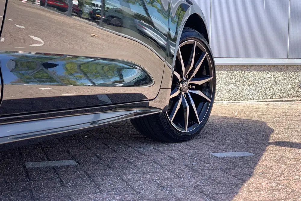Toyota Corolla Hybrid 140 GR Sport uit 2026, foto 6
