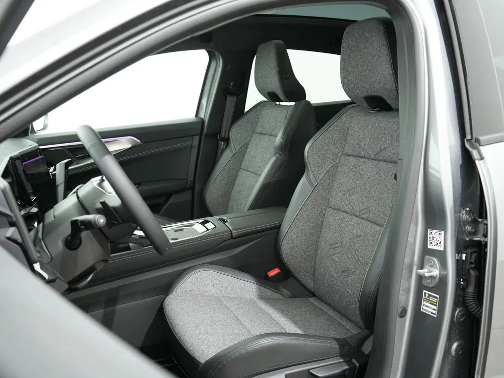 Renault Rafale 1.2 E-TECH FULL HYBRID 200PK TECHNO uit 2025, foto 4