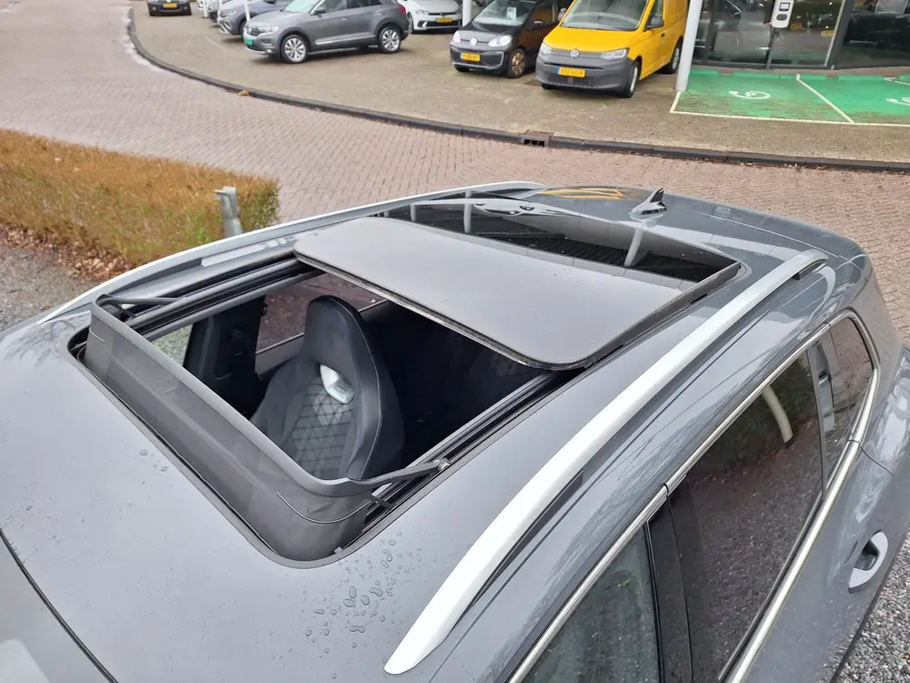 Volkswagen Tiguan Hybrid 272pk DSG R-Line (Pano,Trekhaak,Cam uit 2025, foto 3