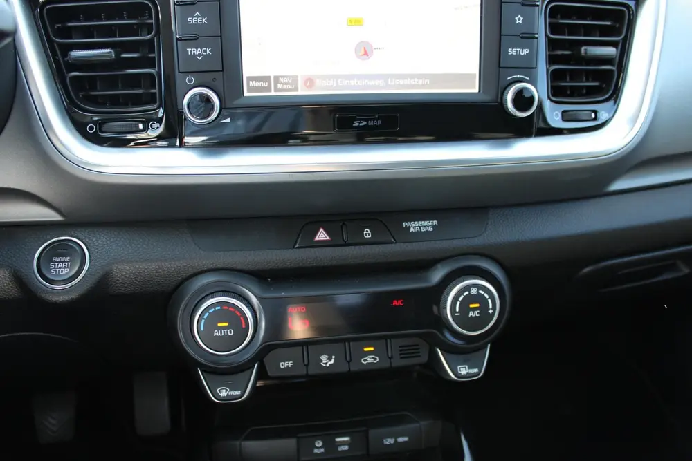 Kia Stonic 1.0 T-GDi DynamicPlusLine NAVIGATIE, ACHTERUITRIJ uit 2019, foto 19